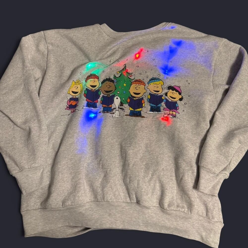 Peanuts Men's Grey Jumper